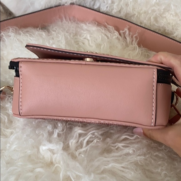 Guess Mini Shoulder Bag Pink Sequins - Picture 6 of 8